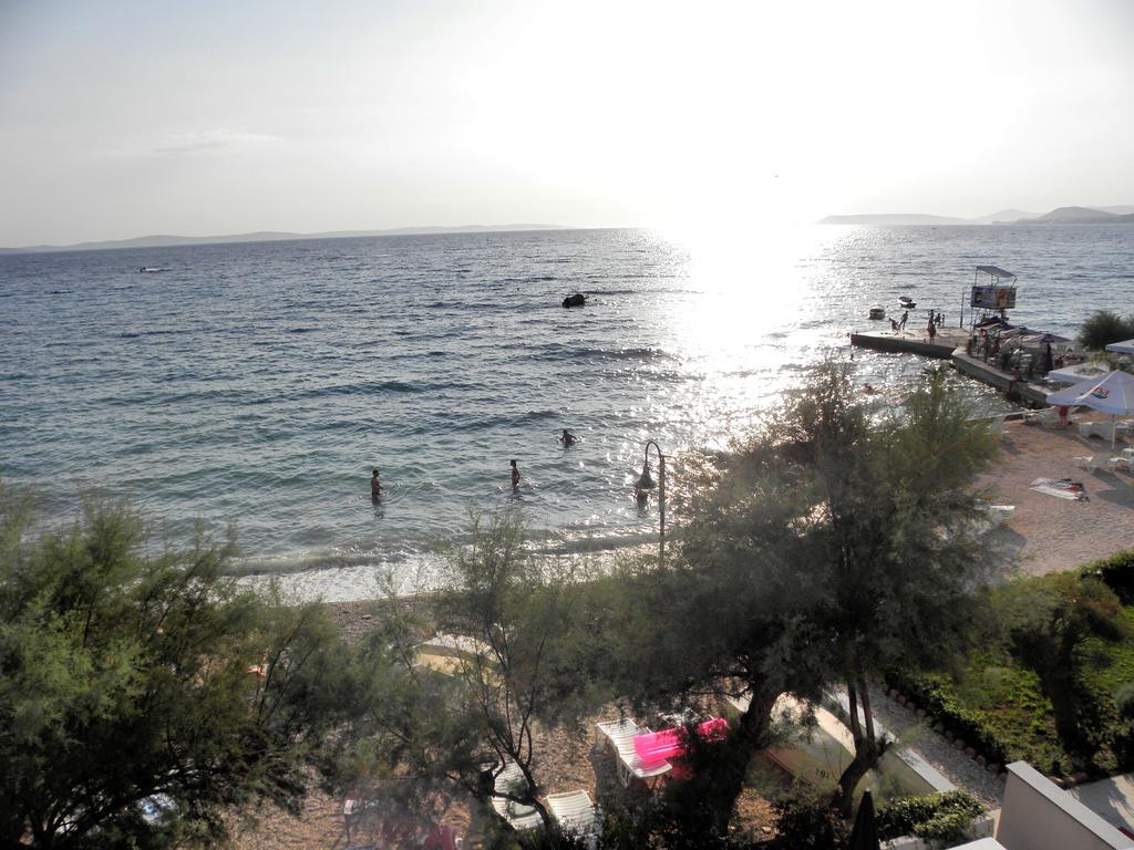 Beach Guesthouse Mediteran Подстрана Стая снимка