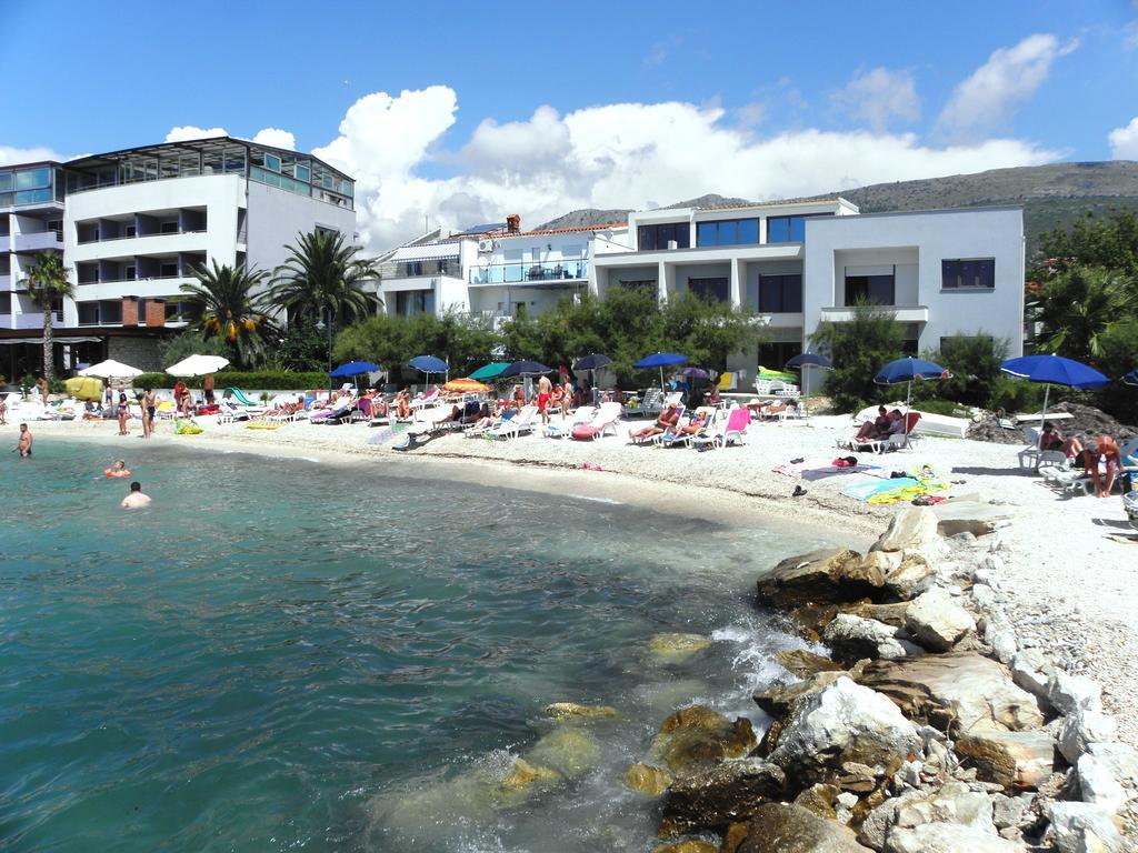 Beach Guesthouse Mediteran Подстрана Стая снимка