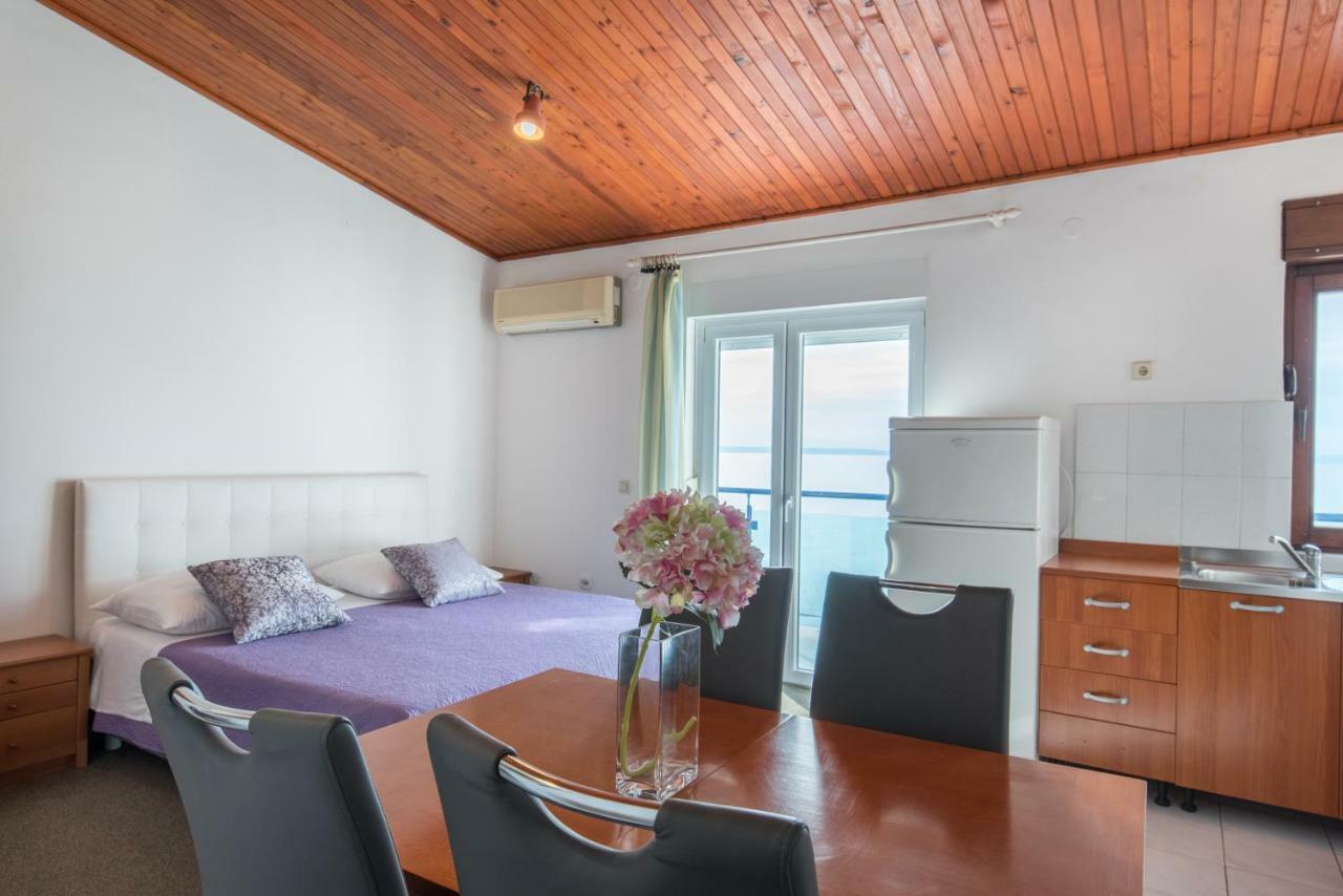 Beach Guesthouse Mediteran Подстрана Екстериор снимка